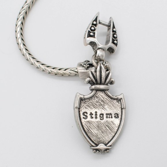 Stigma by Kim Min Sun Men’s Fleur De Lis Crest Pendant Necklace - Picture 5 of 6